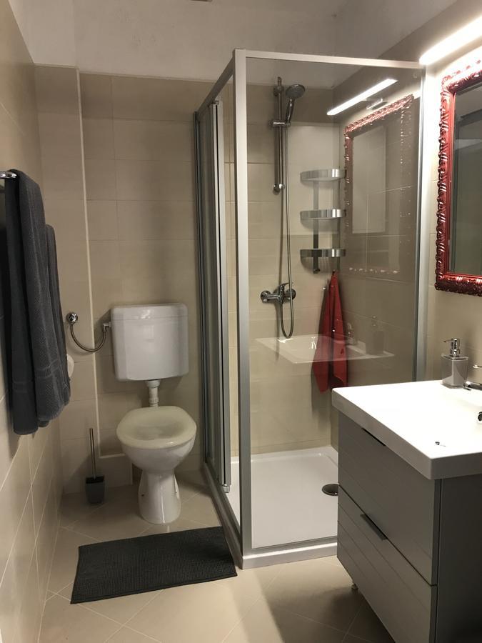 Apartment Puh Бетина Екстер'єр фото
